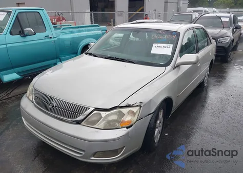 2000 Toyota Avalon Xls z USA, uszkodzony, nr VIN 4T1BF28B2YU010120